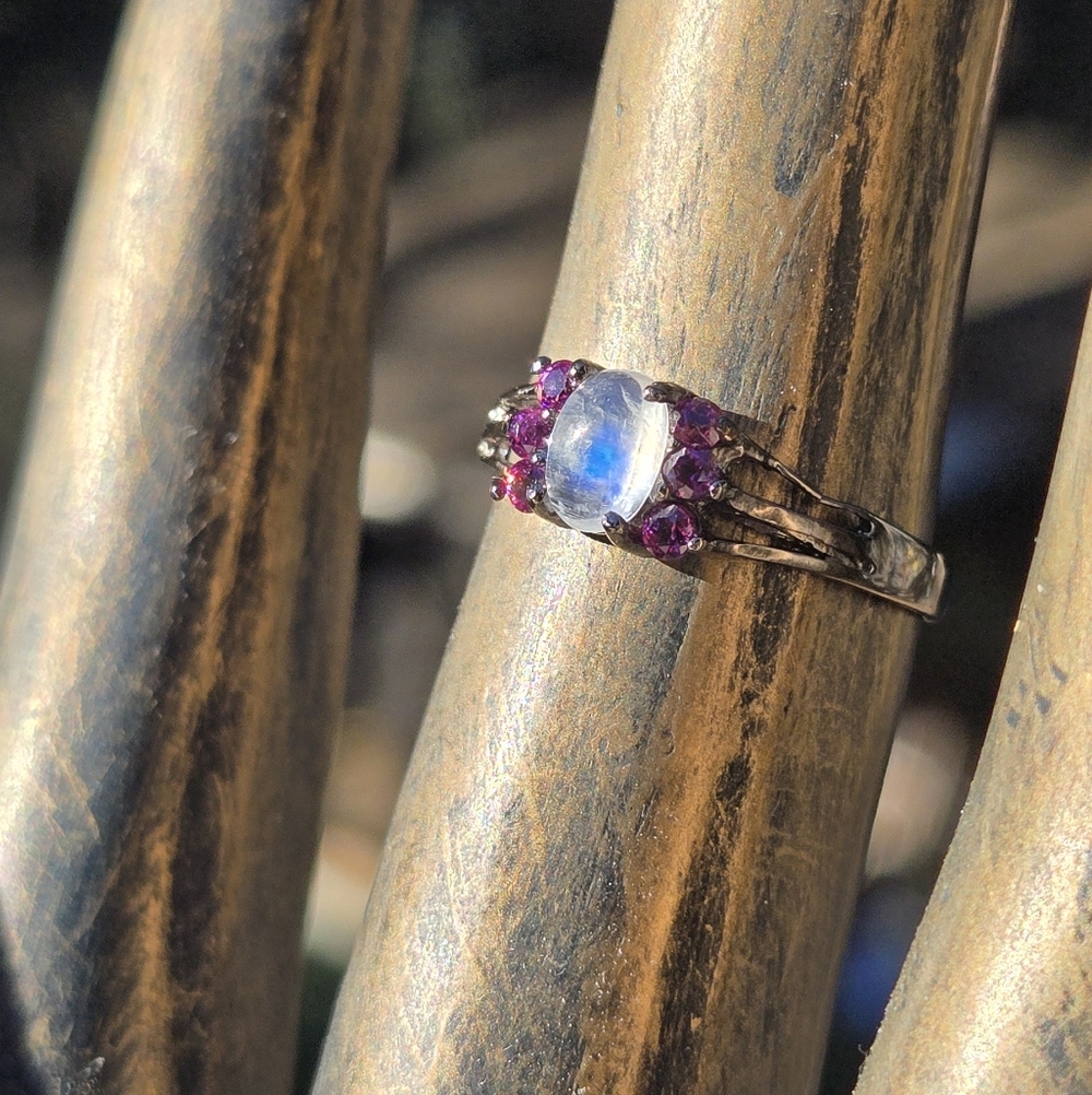 Moonstone 4k & Rhodolite Natural Gemstone Sterling & Rhodium Ring Sz6.5 - Picture 5 of 9